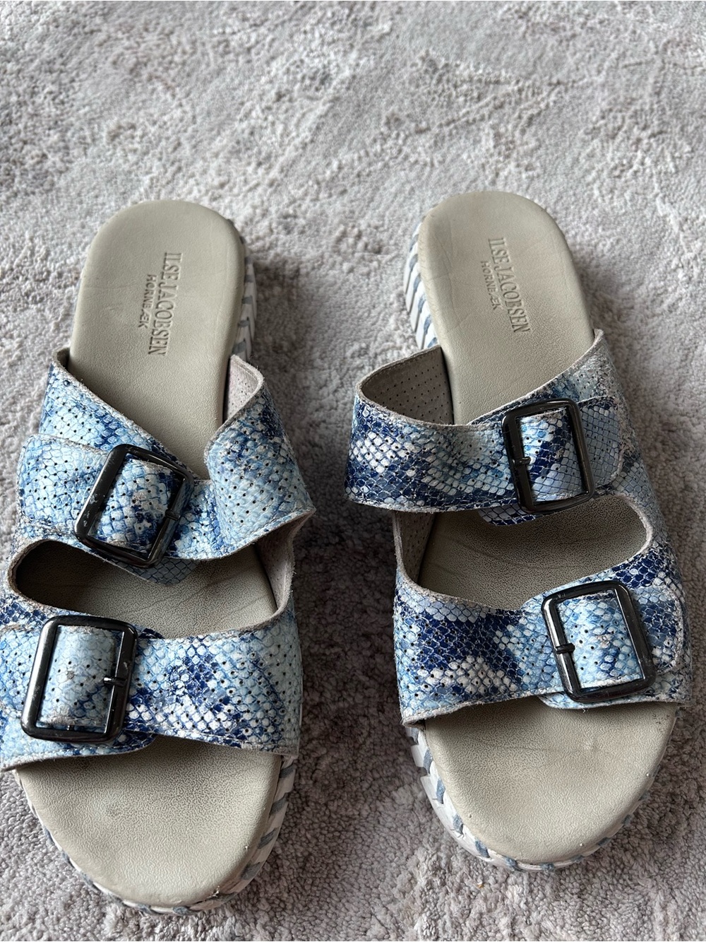 Ilse Jacobsen Women’s Sandals Sz 7.5 Blue Snake Print Slide Buckle Comfort Shoes